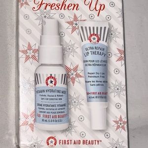 First Aid Beauty Gift Set